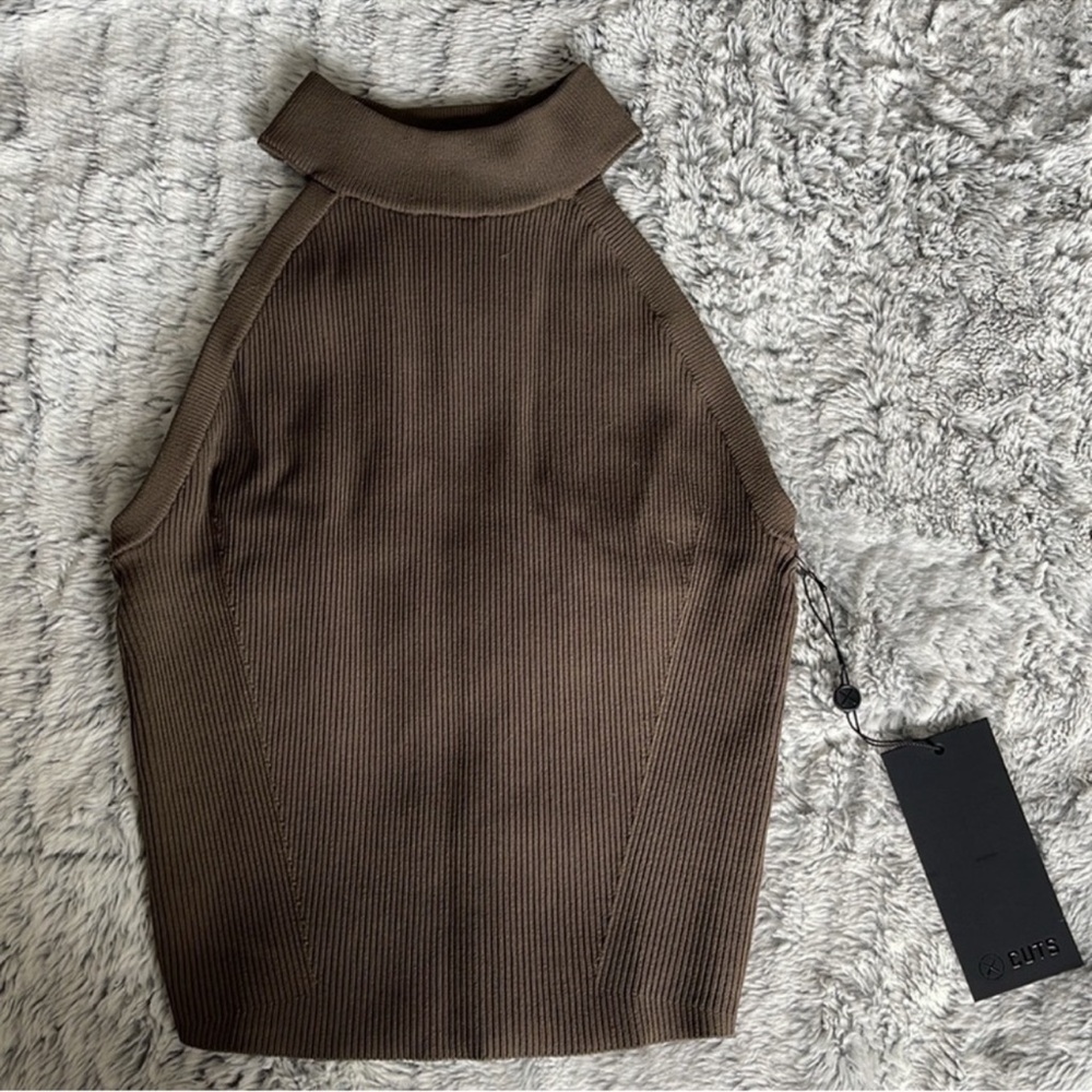 Cuts mock neck tank top